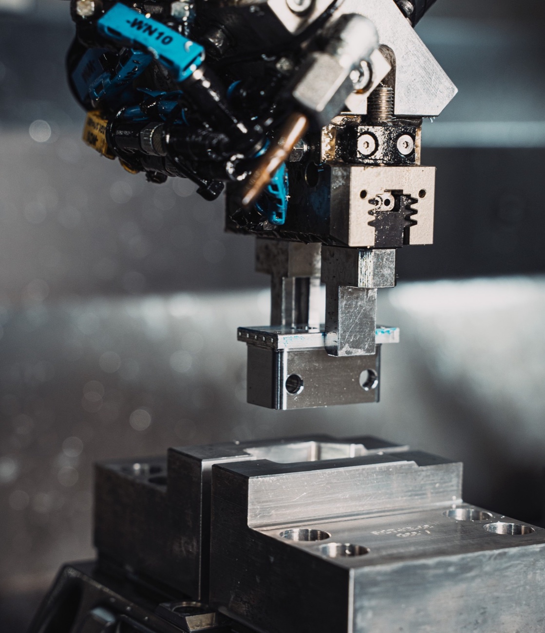 Gilles Tooling 產線上的 CNC 削切作業